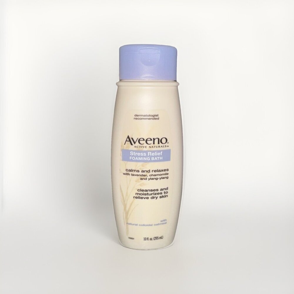 New Aveeno Active Naturals Lavender chamomile Stress-Relief Foaming Bath